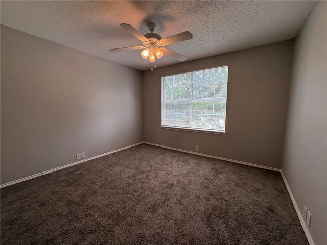 1817 Berkeley Drive, Glenn Heights, TX 75154