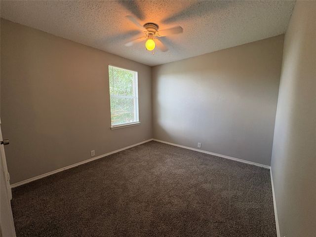 1817 Berkeley Drive, Glenn Heights, TX 75154