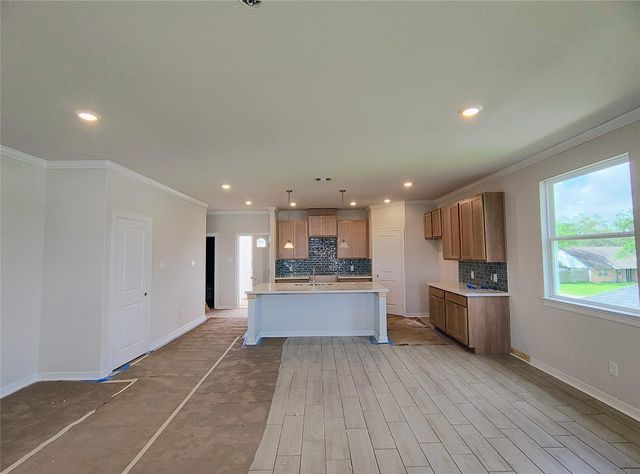 604 Fairfield Street E, Shoreacres, TX 77571
