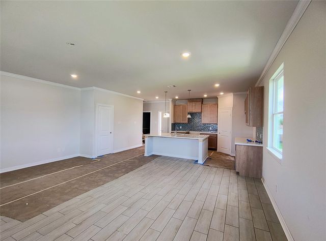 604 Fairfield Street E, Shoreacres, TX 77571