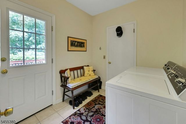 8 High Ridge Rd, Parsippany-troy Hills Twp., NJ 07869