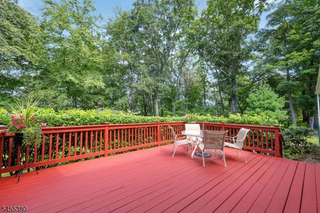 8 High Ridge Rd, Parsippany-troy Hills Twp., NJ 07869