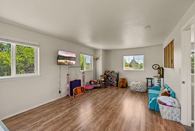3110 NE Richmond Court, Bend, OR 97701
