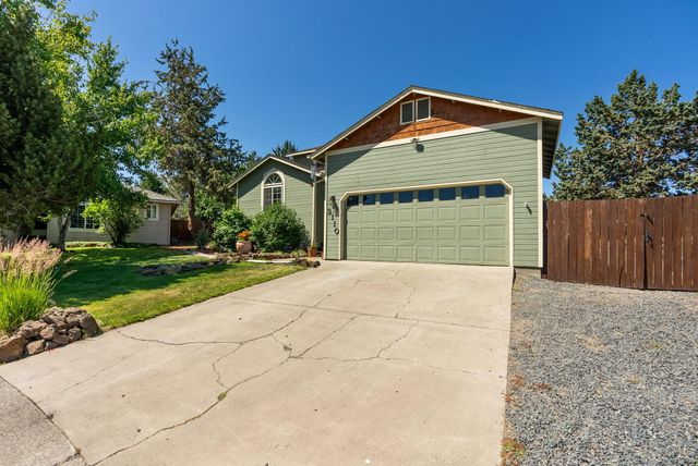 3110 NE Richmond Court, Bend, OR 97701