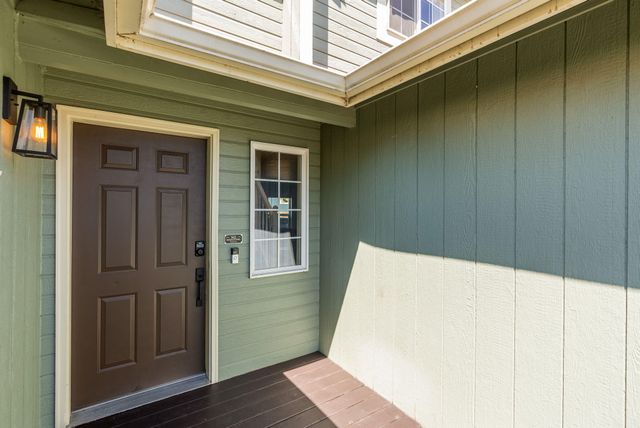 3110 NE Richmond Court, Bend, OR 97701
