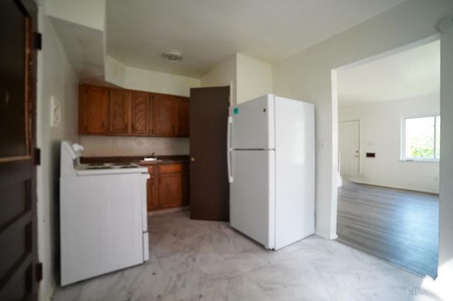 1741 Grand Avenue, Cincinnati, OH 45214