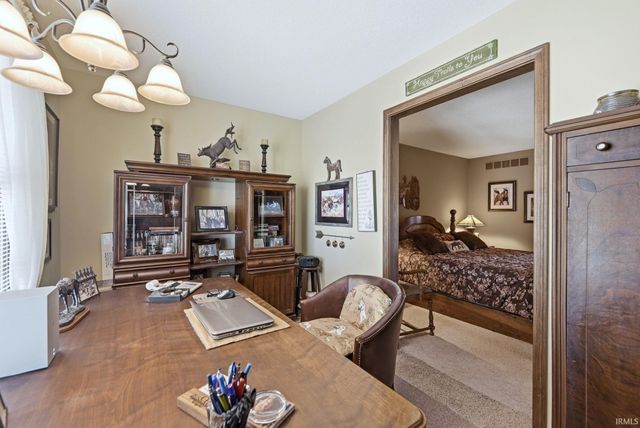 12912 Edgerton Road, New Haven, IN 46774