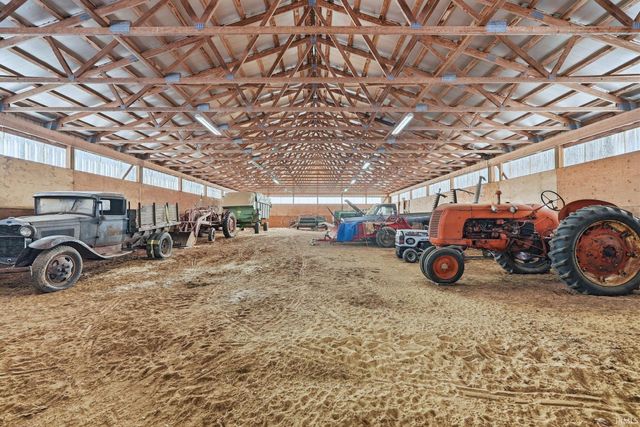 12912 Edgerton Road, New Haven, IN 46774