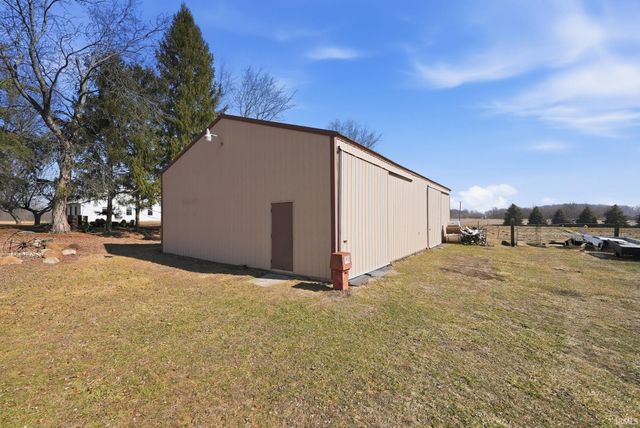 12912 Edgerton Road, New Haven, IN 46774