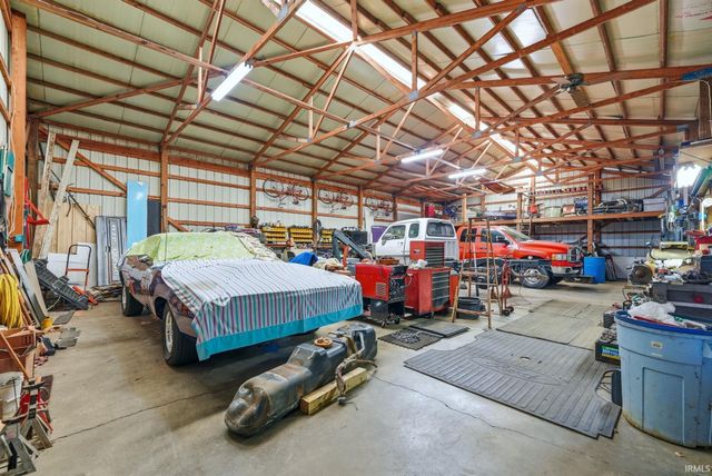 12912 Edgerton Road, New Haven, IN 46774