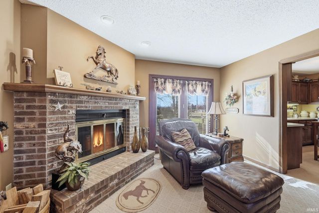 12912 Edgerton Road, New Haven, IN 46774