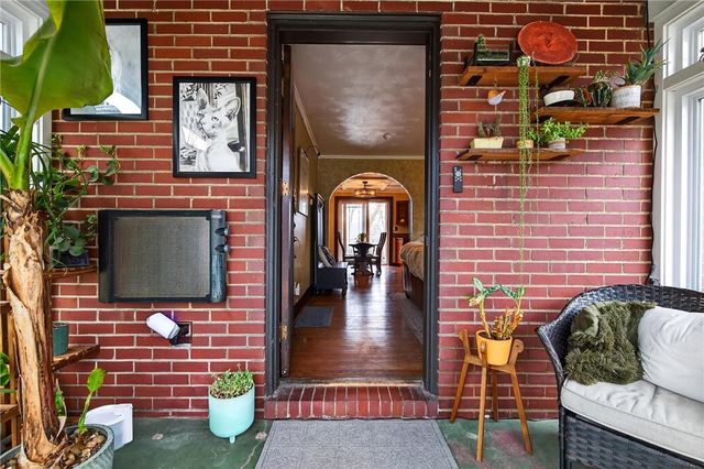 455 Argonne Dr, New Kensington, PA 15068