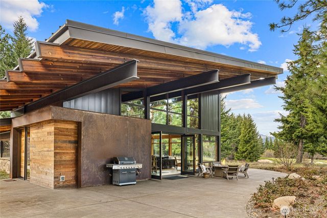 250 Leaden Queen Lane, Cle Elum, WA 98922