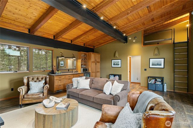 250 Leaden Queen Lane, Cle Elum, WA 98922