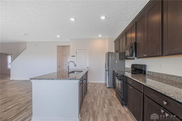 4000 Summit Court, Clayton, OH 45315