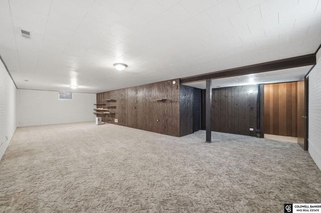 7106 Shamrock Road, Lincoln, NE 68506