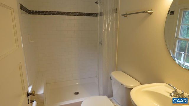 740 CANAL ST, Scottsville, VA 24590