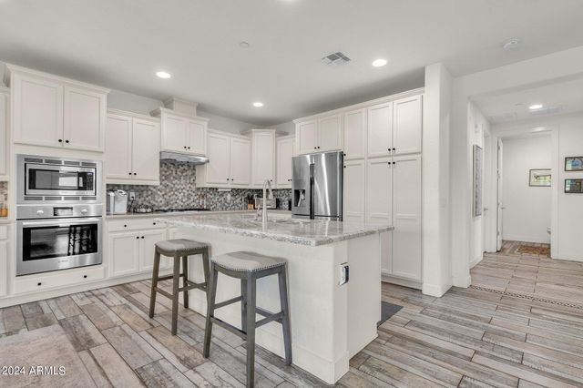 10260 E WHITE FEATHER Lane 1025, Scottsdale, AZ 85262