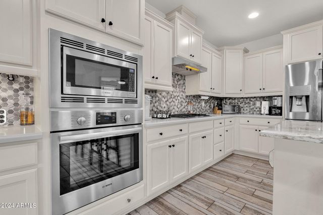 10260 E WHITE FEATHER Lane 1025, Scottsdale, AZ 85262