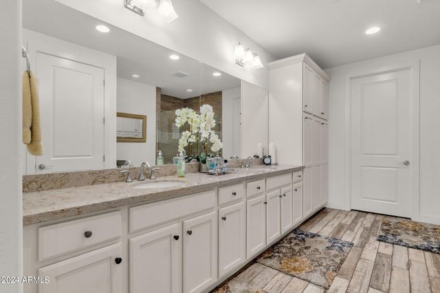 10260 E WHITE FEATHER Lane 1025, Scottsdale, AZ 85262