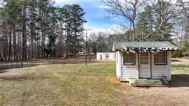 7275 Bishop Road, Fairburn, GA 30213