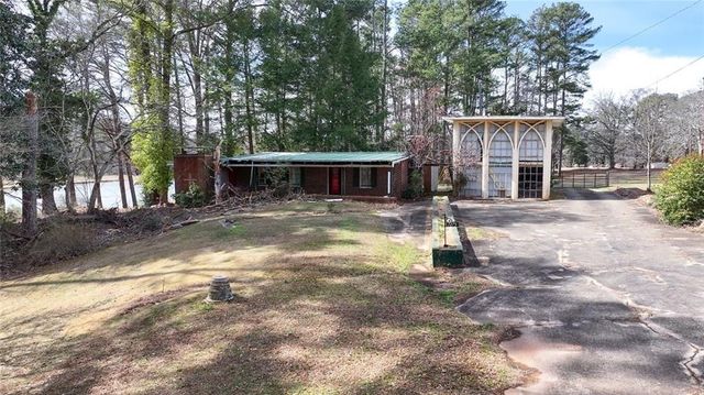 7275 Bishop Road, Fairburn, GA 30213