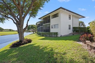 451 Greensward Lane 201-B, Delray Beach, FL 33445