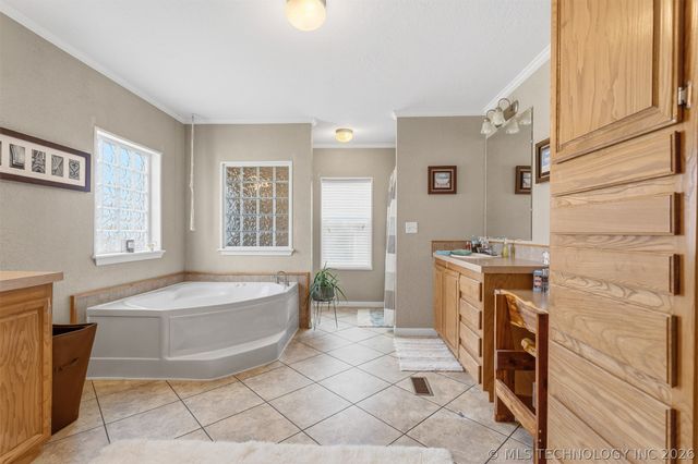 188 Westridge Road, Healdton, OK 73438