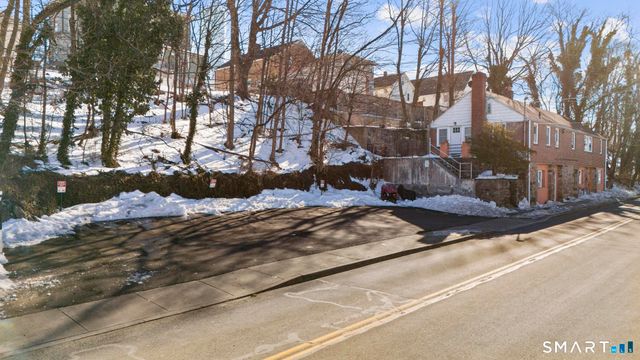 75 Taylor Avenue, Norwalk, CT 06854