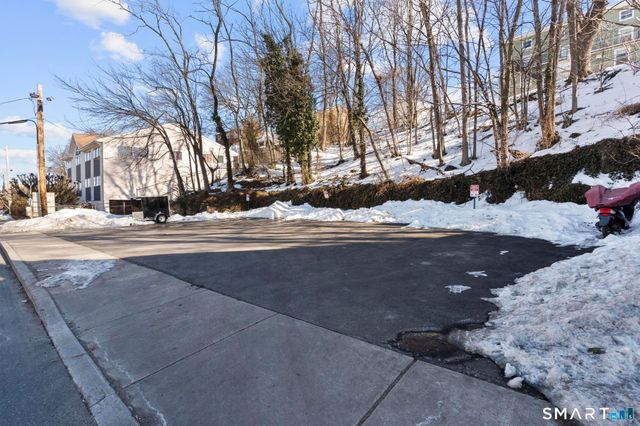 75 Taylor Avenue, Norwalk, CT 06854