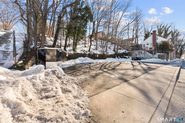 75 Taylor Avenue, Norwalk, CT 06854