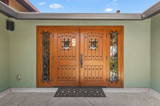 1320 N Mountain Avenue, Ashland, OR 97520