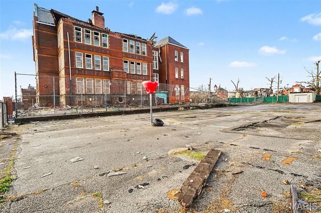 1131 N Euclid Avenue, St Louis, MO 63113