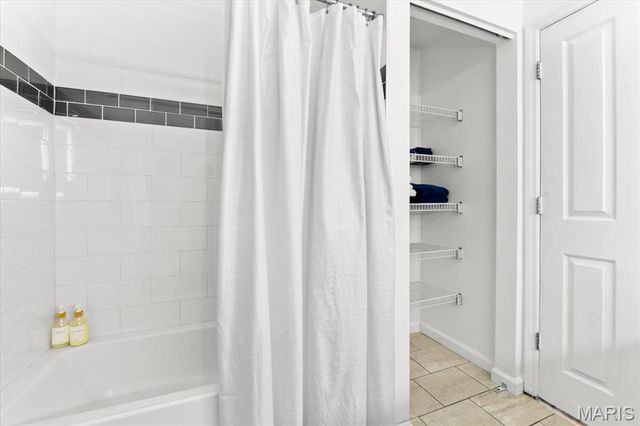 4111 W Pine Boulevard 12, St Louis, MO 63108