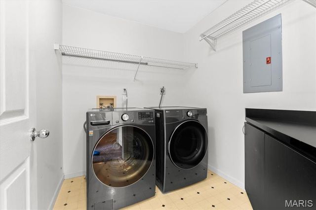 4111 W Pine Boulevard 12, St Louis, MO 63108