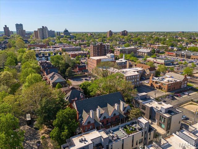 4111 W Pine Boulevard 12, St Louis, MO 63108