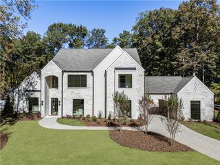 141 North Trace, Alpharetta, GA 30009