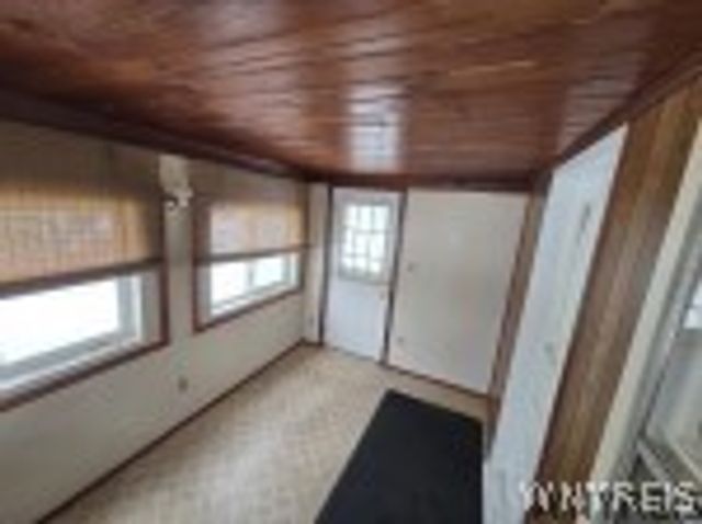 42 Ledyard Avenue, Cheektowaga, NY 14043