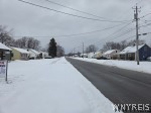 42 Ledyard Avenue, Cheektowaga, NY 14043