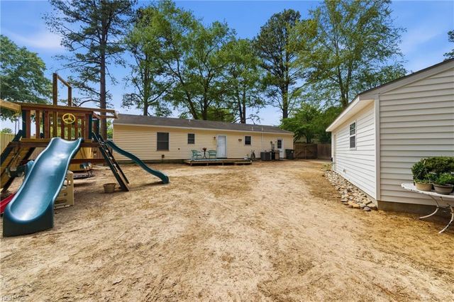 1619 Colonial AVE, Smithfield, VA 23430