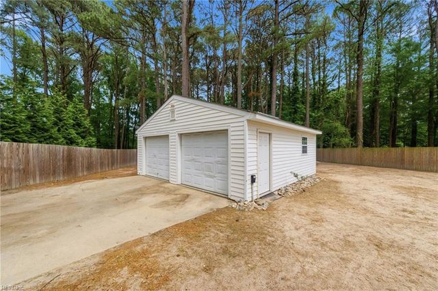 1619 Colonial AVE, Smithfield, VA 23430