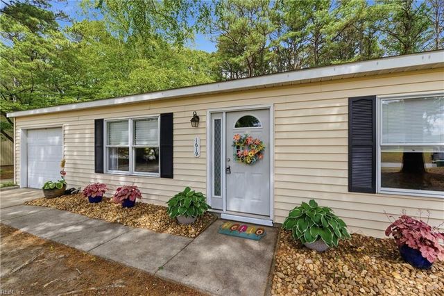 1619 Colonial AVE, Smithfield, VA 23430