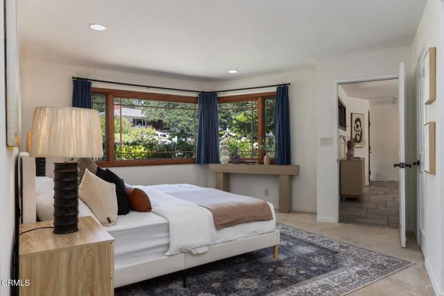 2136 Sunnybank Drive, La Canada Flintridge, CA 91011