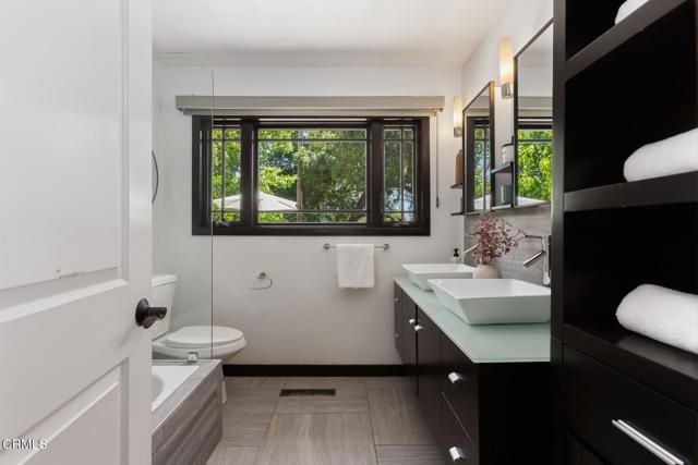 2136 Sunnybank Drive, La Canada Flintridge, CA 91011