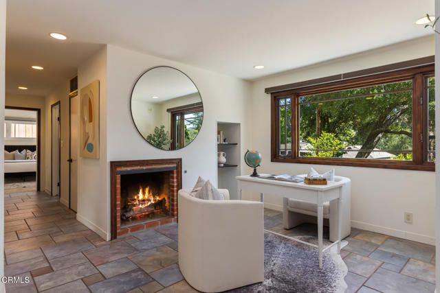 2136 Sunnybank Drive, La Canada Flintridge, CA 91011