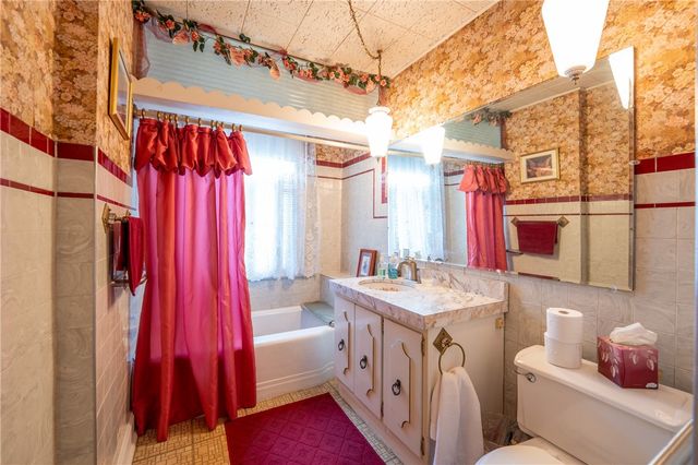 431 Depot St, Latrobe, PA 15650
