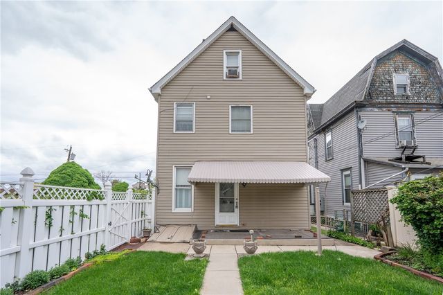 431 Depot St, Latrobe, PA 15650