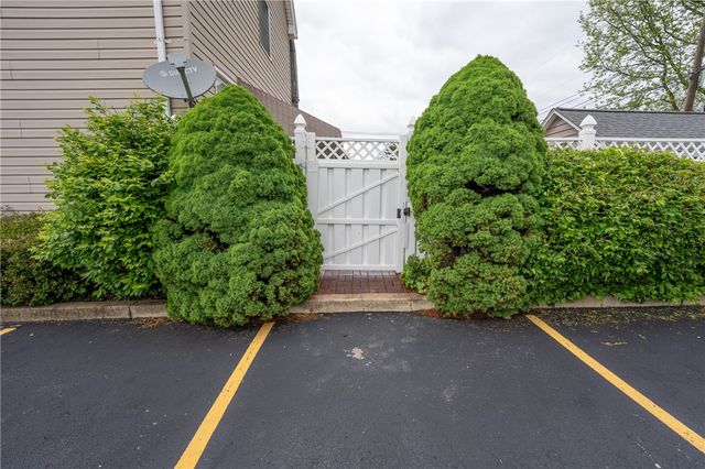 431 Depot St, Latrobe, PA 15650