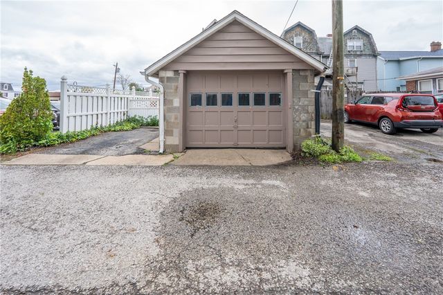 431 Depot St, Latrobe, PA 15650
