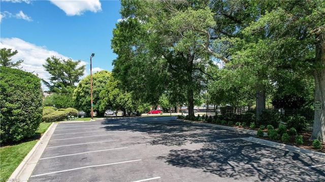 17 E Main Street, Thomasville, NC 27360